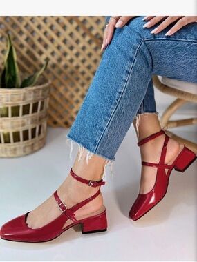 Red shoes Coutgo Womens Mary Jane Chunky Low Heels Closed Square Toe Ankle Strap